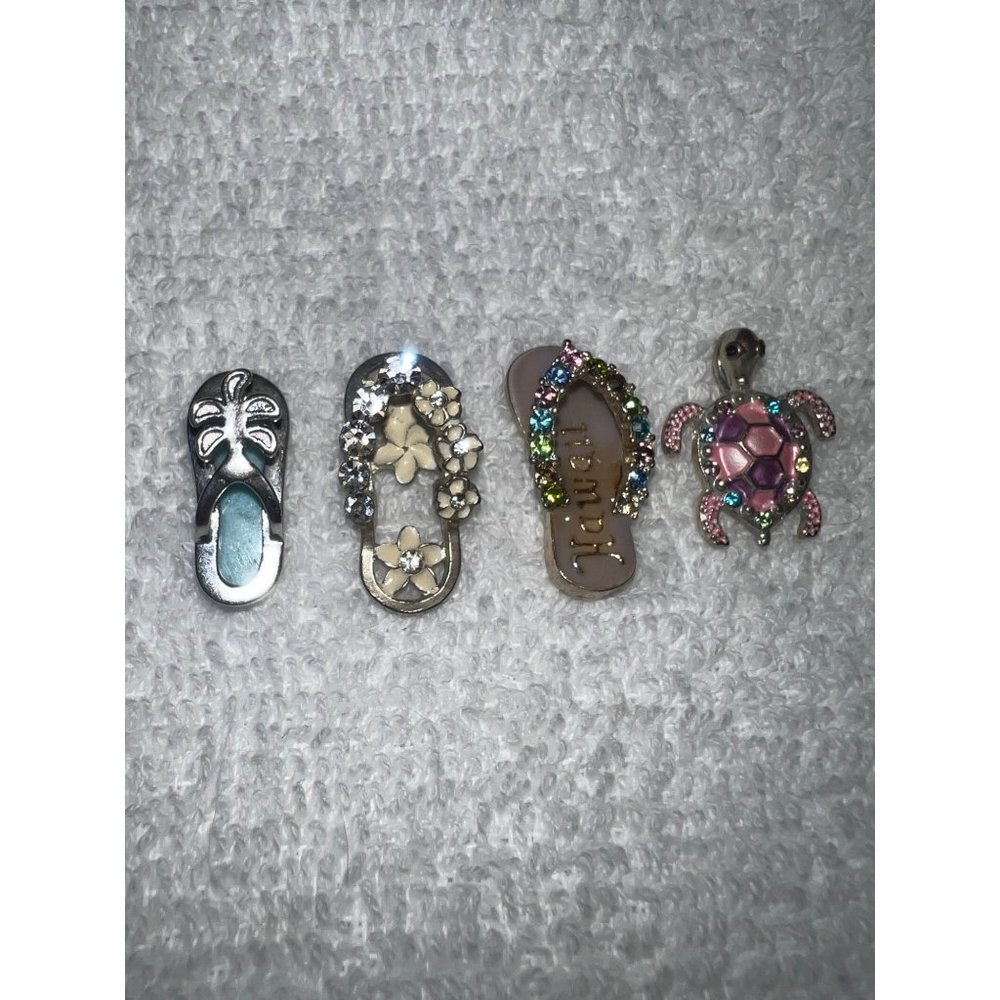 Vintage Lia Sophia Silver Flip Flop and Turtle Charms
